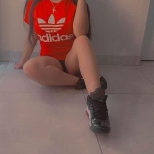 Meet your Posher, Daniela